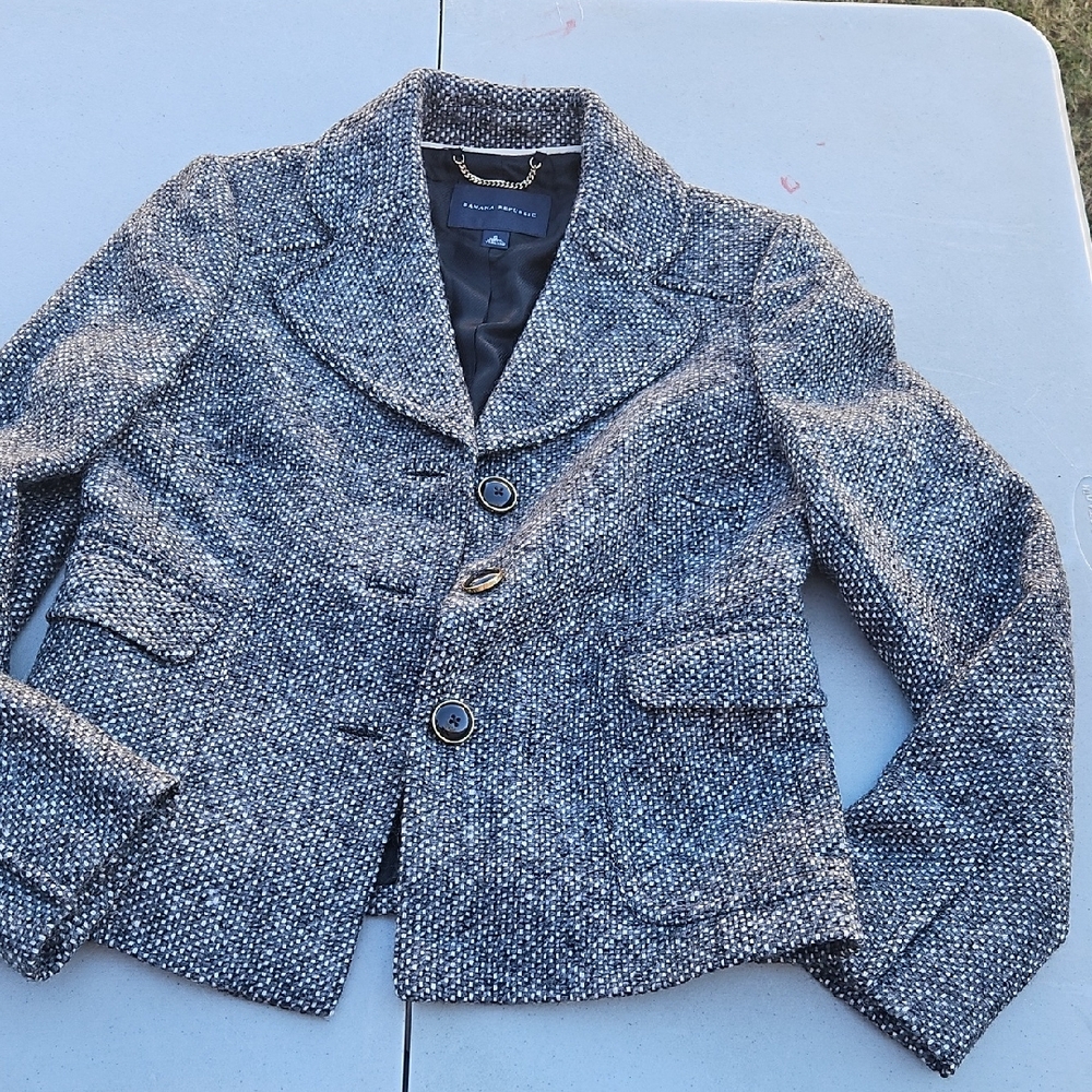 Banana Republic Black and White Textured Jacket - Picture 3 of 8